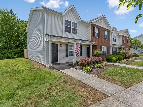 3rd image of 381 Shoshone Pl