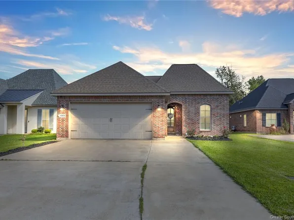 1005 Michelle Dr, Sulphur, LA 70663