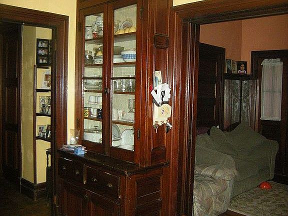 kitchen chestnut built-in 