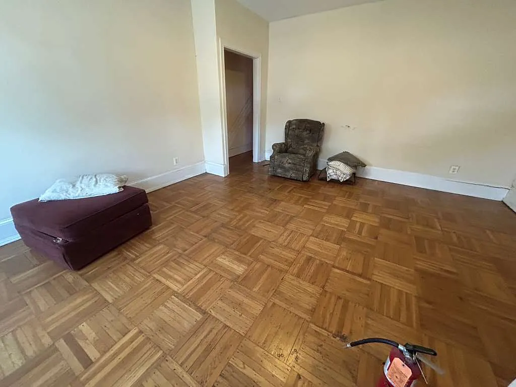 2 bed, $1,350 — Photo 3