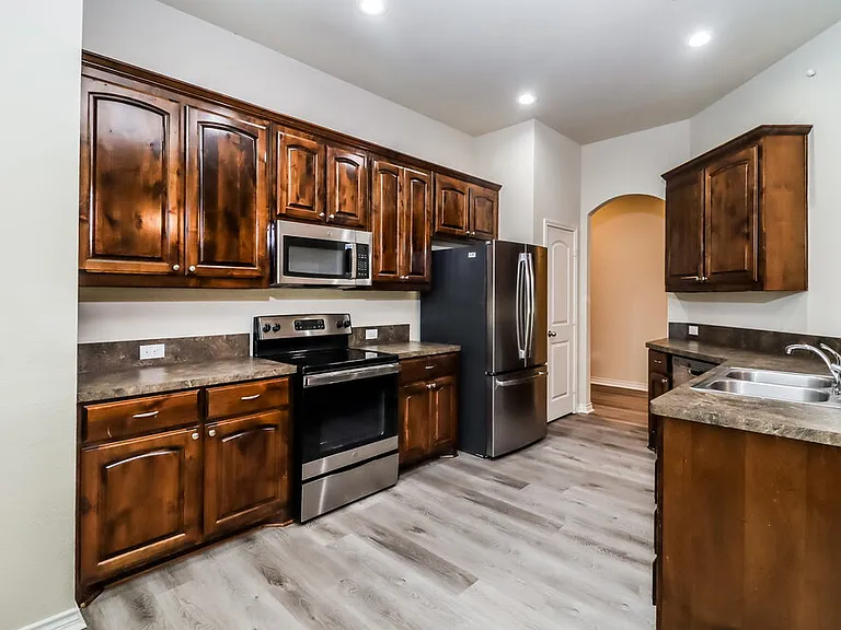 160 Spring Hollow Dr — Photo 7