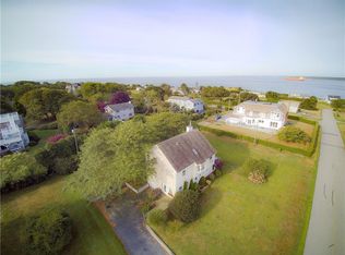 4 Chartier Cir, Newport, RI 02840