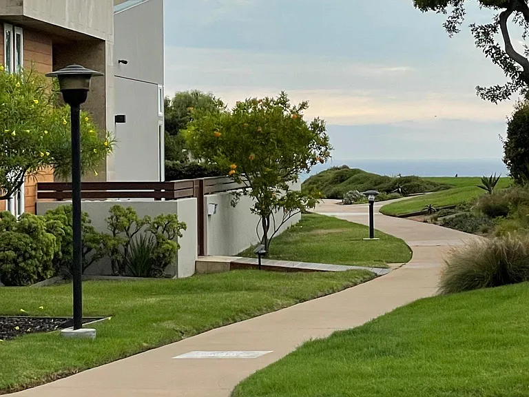 E Solana Cir — Photo 15