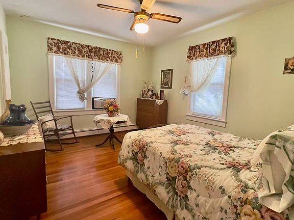 5th image of 3426 192nd St