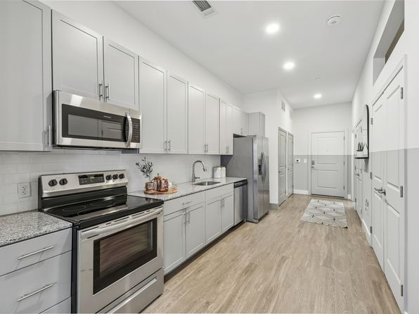 355 Walnut St #A-501