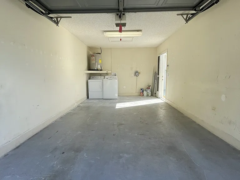 12512 Knollbrook Ln — Photo 39