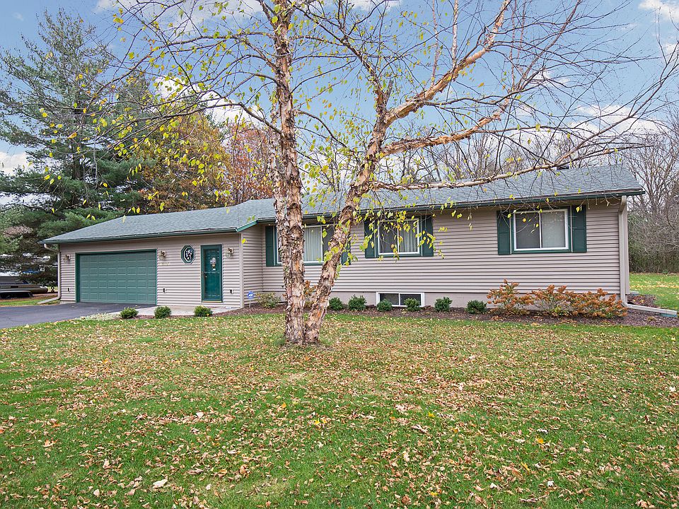 1st image of 15720 Upper 194th St E