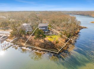9 Helens Ln, Southampton, NY 11968