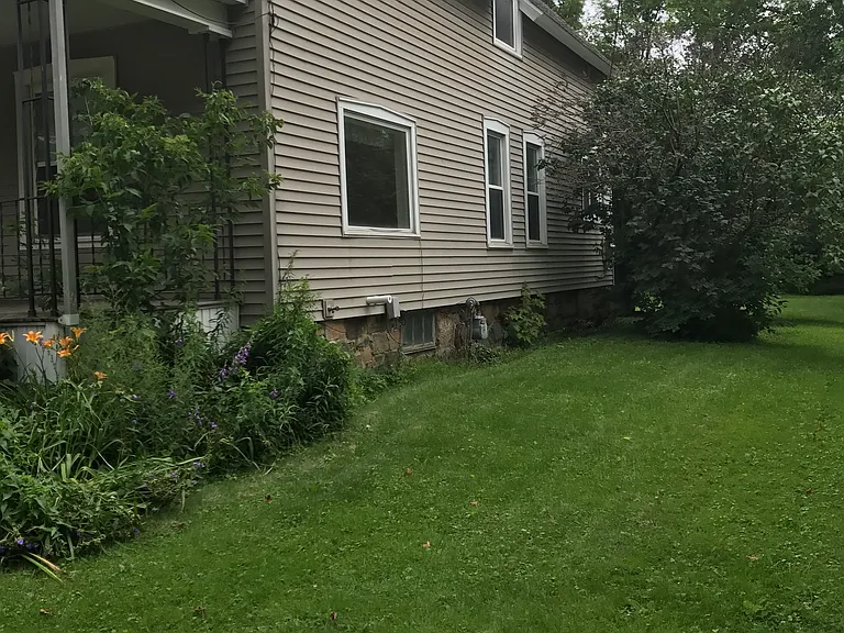 10 Church St — Photo 16
