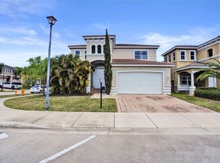 8987 SW 208th St, Cutler Bay, FL 33189