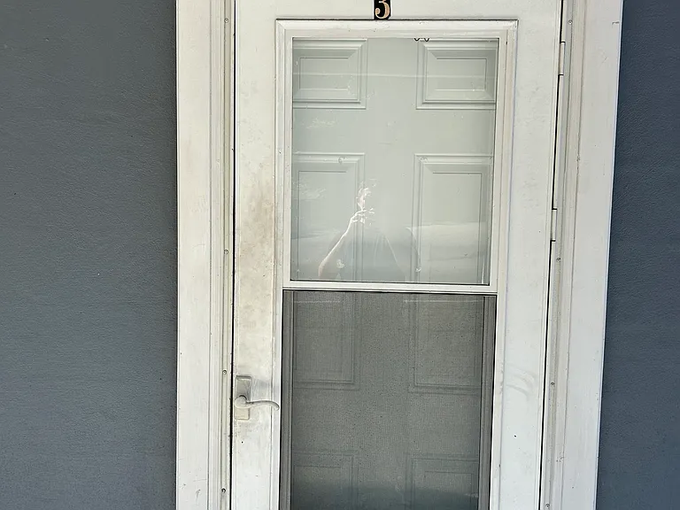 1601 Main St W #3 — Photo 13