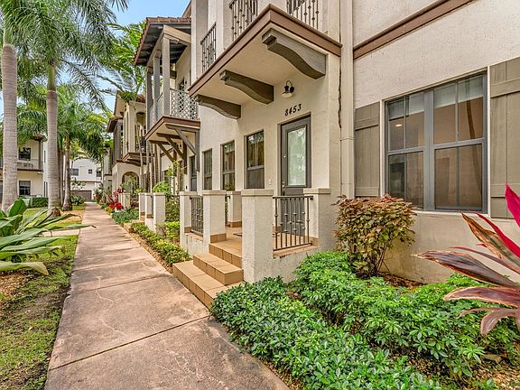 5th image of 8375 NW 51st Ter
