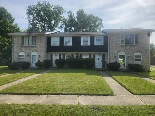 1333 Brooke Park Dr #4 Photo 1