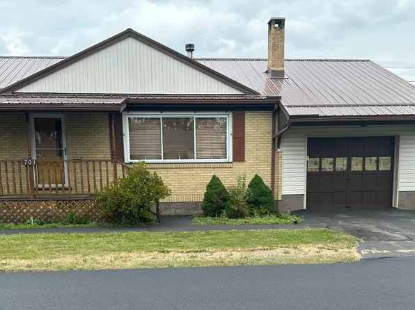 701 Eveningtide Ave, Altoona, PA 16602