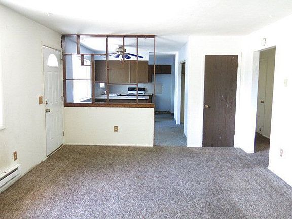 3rd image of 775 N Crimson Dr
