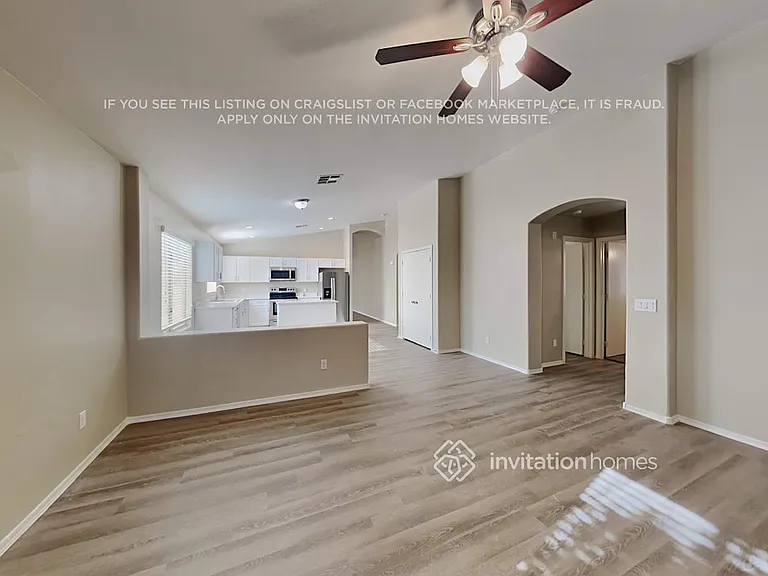 13383 W Watson Ln — Photo 6