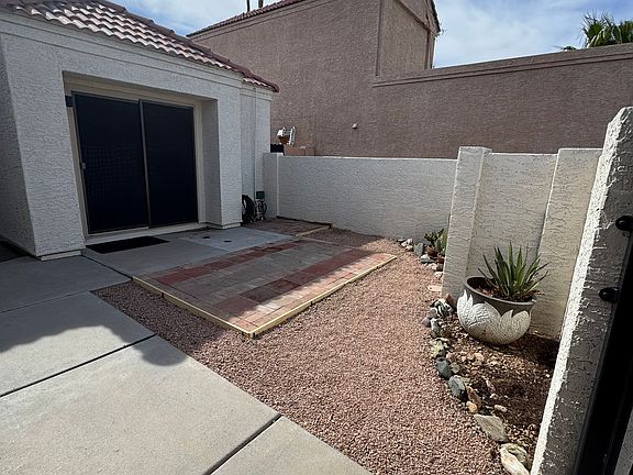5th image of 3981 E South Fork Dr