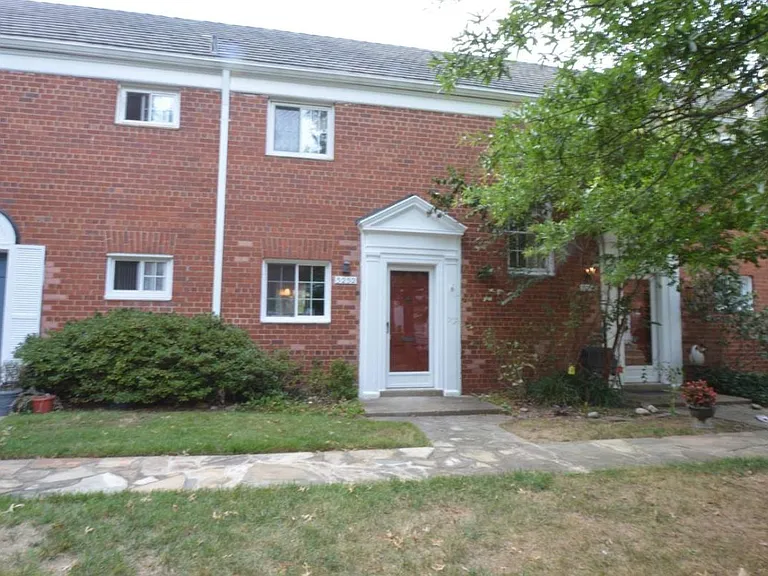 3252 Martha Custis Dr — Photo 5