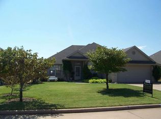 711 W Aldine Ct, Iowa Park, TX 76367