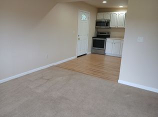 1100-1 Briarwood Rd, Carterville, IL 62918