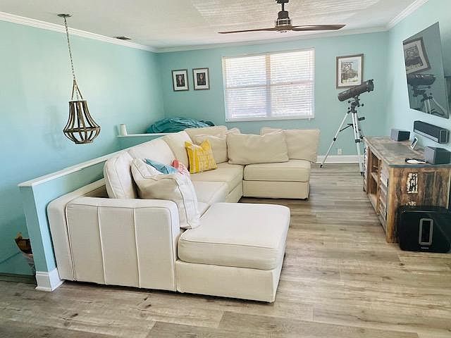 1st image of 1317 Seabreeze Ave