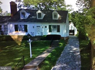 6216 Dunrobbin Dr, Bethesda, MD 20816