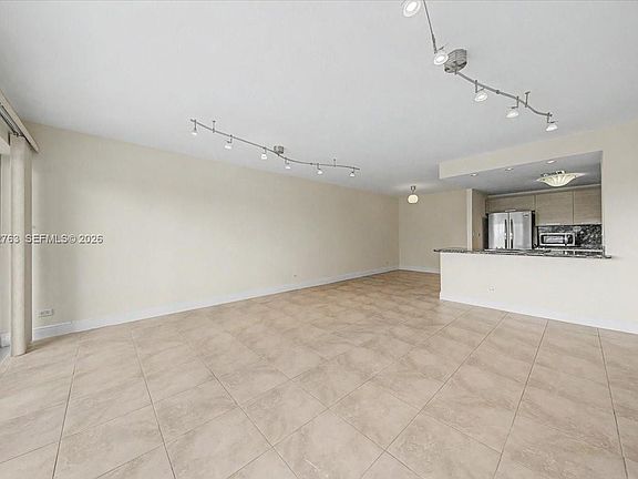 3rd image of 2451 Brickell Ave APT 4F