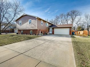 2531 N Ridgewood Dr, Wichita, KS 67220