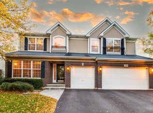 428 Kingsport Dr, Gurnee, IL 60031