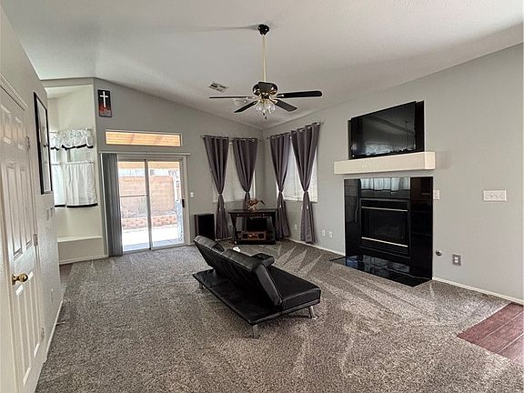 2nd image of 2661 Hillgrass Rd