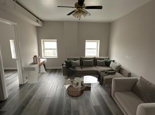 3215 W Cermak Rd #4R, Chicago, IL 60623