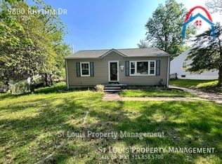 9800 Rhythm Dr, Saint Louis, MO 63114