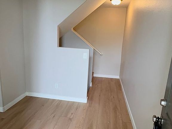4th image of 2610-2622 Pirineos Way #5