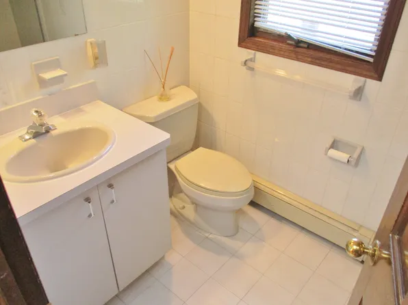 362 Wilson Avenue image 7 of 21