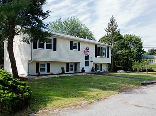 81 Lafayette St, Johnston, RI 02919