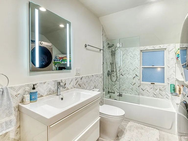 2430 Dignans Rd — Photo 14