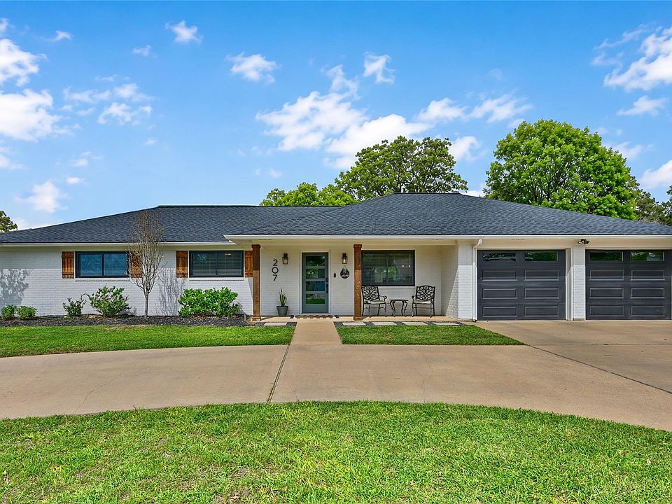 1st image of 207 Briar Ridge Dr
