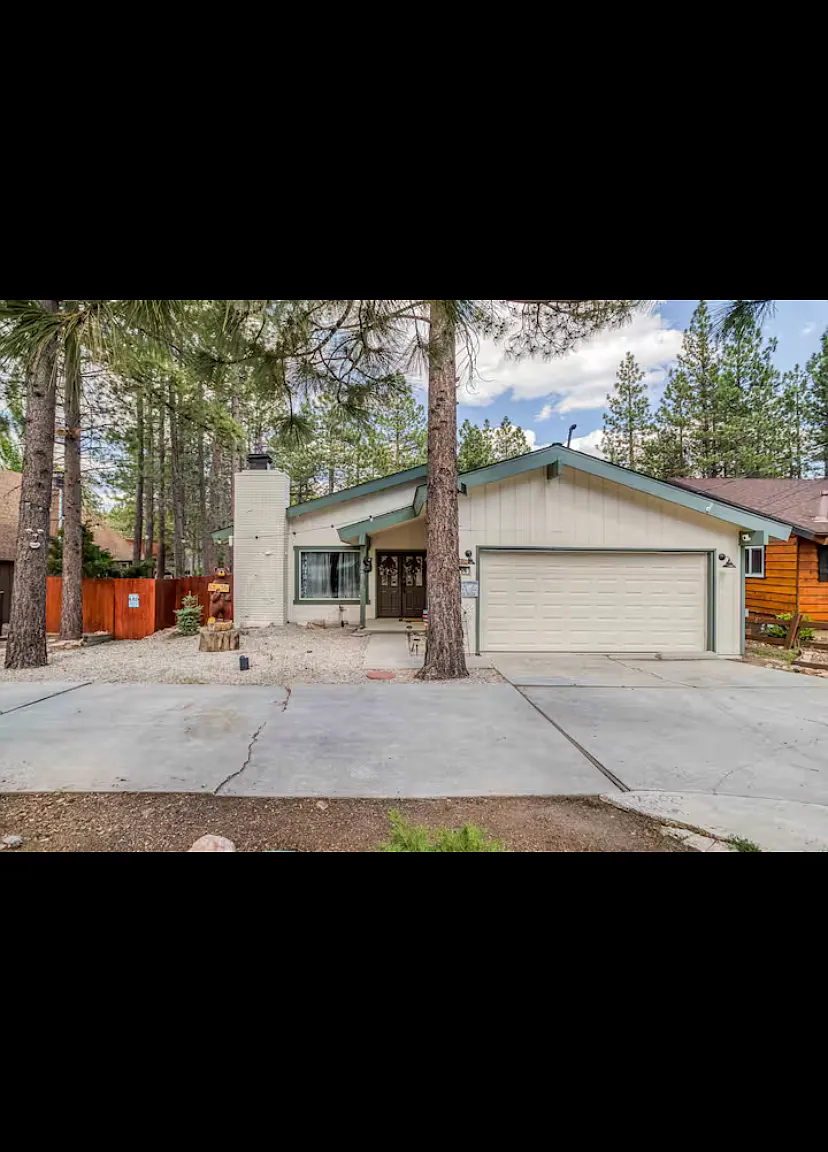 4 bed, 3.5 bath, 2100 sqft, $3,450 — Photo 1