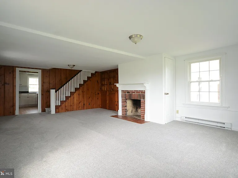 12108 Auburn Rd — Photo 10