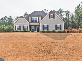155 Creekside Ln, Forsyth, GA 31029