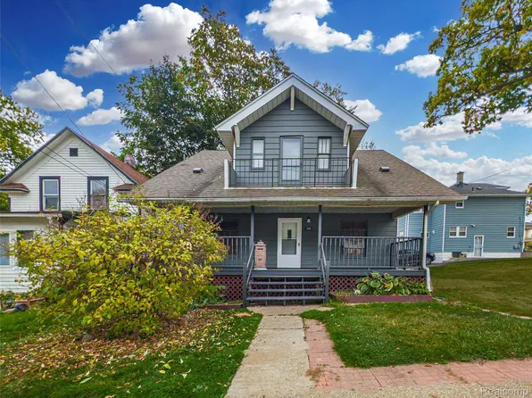 306 Whittemore St, Pontiac, MI 48342