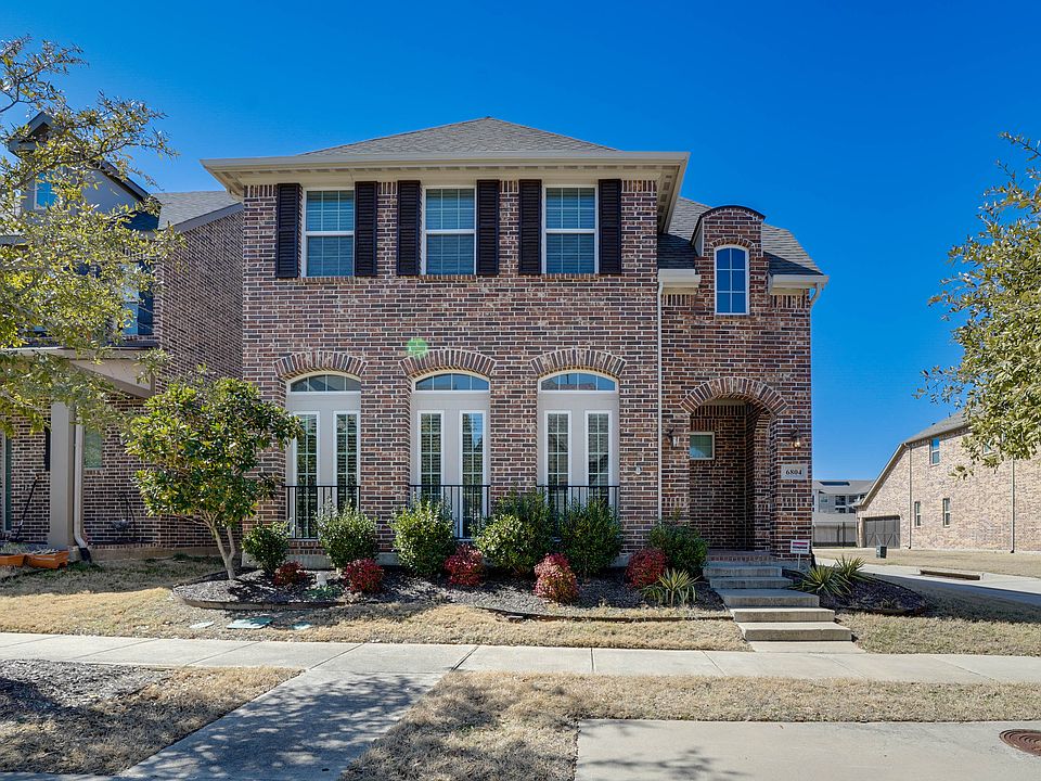 1st image of 6804 Royal View Dr
