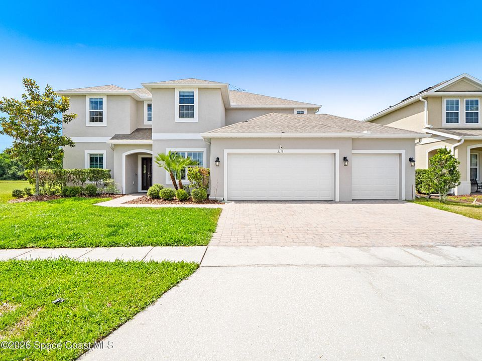 1st image of 2115 Plantation Oak Dr