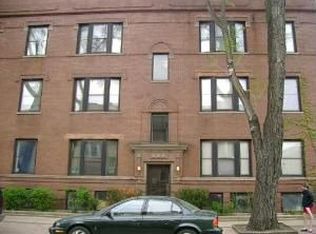 948 W Oakdale Ave #4, Chicago, IL 60657