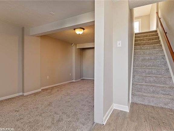 2nd image of 237 Hawthorne Dr
