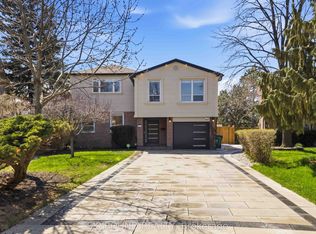 2711 Spruce Needle Ct, Mississauga, ON L5L1N2