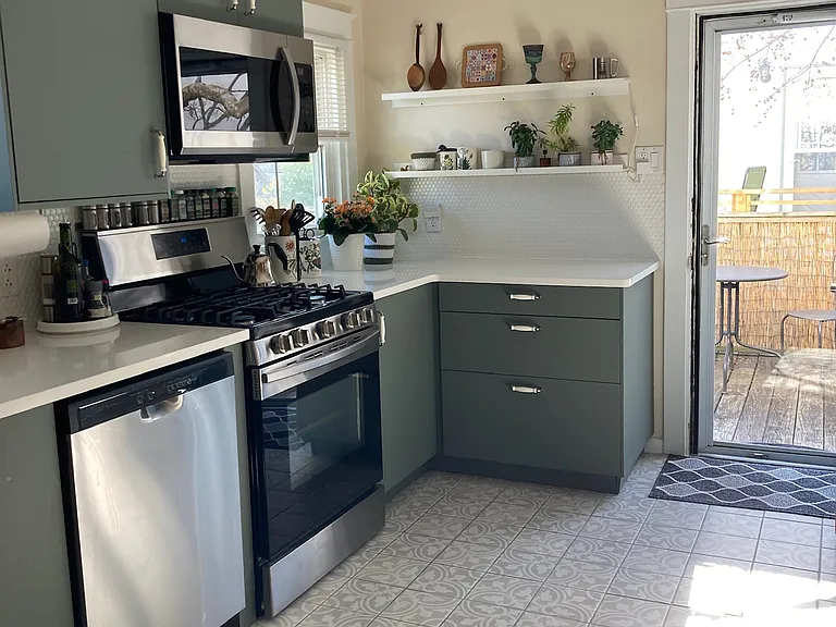 617 Georges Ln — Photo 6