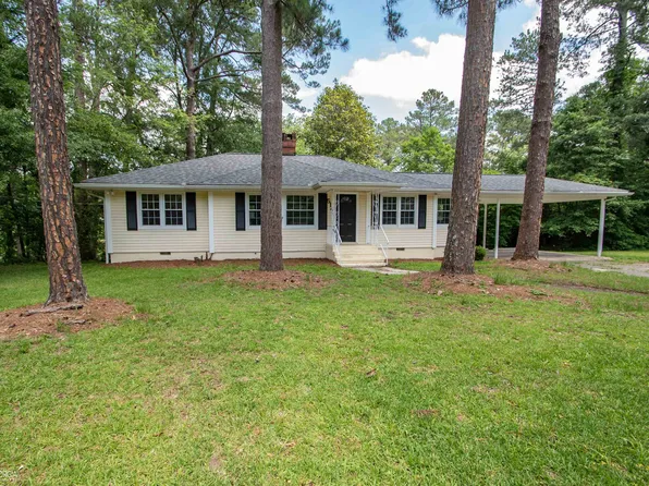 514 College St, Montezuma, GA 31063