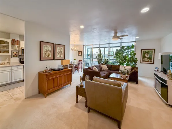 3663 Grand Ave Unit 401, Des Moines, IA 50312