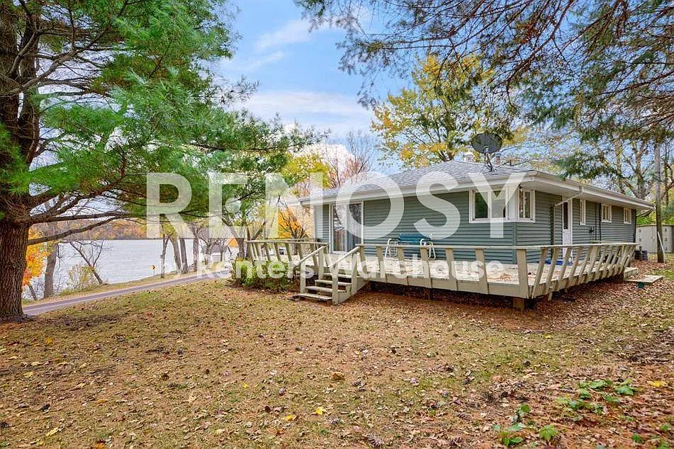 3 Bdrm 2 Bath Large Lake Home In Waterville Available September 1st — Photo 2